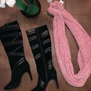 Gianni Bini knee high Boots.